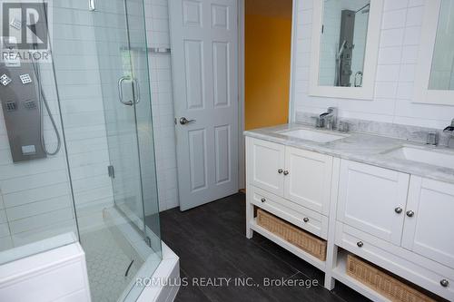 280 King Andrew Drive, Mississauga, ON - Indoor Photo Showing Bathroom