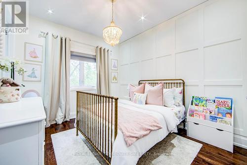 888 Fourth Street, Mississauga, ON - Indoor Photo Showing Bedroom