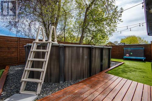 888 Fourth Street, Mississauga, ON - Outdoor