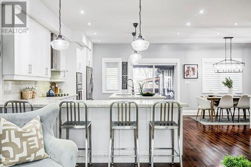 888 Fourth Street, Mississauga, ON - Indoor Photo Showing Dining Room