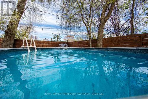 888 Fourth Street, Mississauga, ON - Outdoor With Above Ground Pool