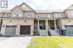 90 DELPORT CLOSE  Brampton, ON L6P 1V2