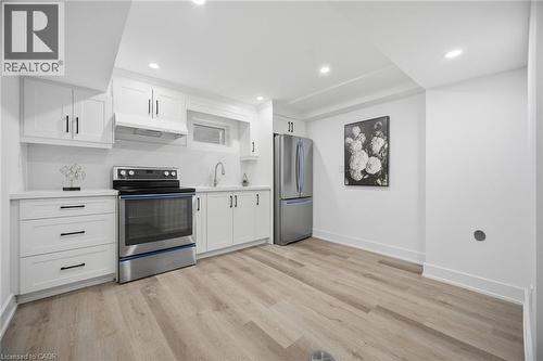 1345 Playford Road, Mississauga, ON - Indoor Photo Showing Kitchen