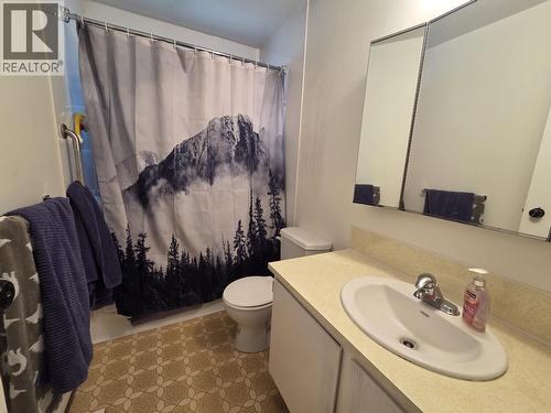 7078 Harvard Crescent, Prince George, BC - Indoor Photo Showing Bathroom