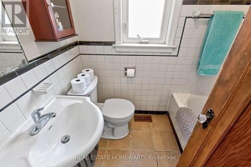 413 O'Connor Drive, Toronto, ON - Indoor Photo Showing Bathroom