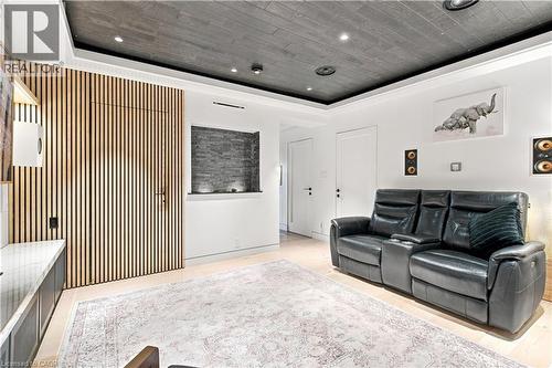 19 Grove Street, Hamilton, ON - Indoor