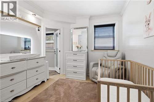 19 Grove Street, Hamilton, ON - Indoor