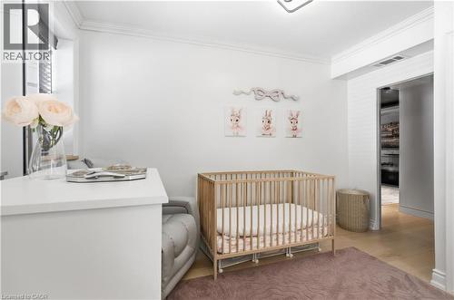 19 Grove Street, Hamilton, ON - Indoor Photo Showing Bedroom