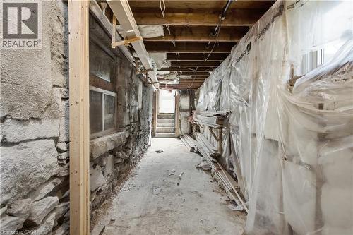 19 Grove Street, Hamilton, ON - Indoor