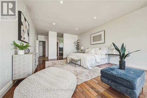 511 Glover Road, Hamilton, ON - Indoor Photo Showing Bedroom
