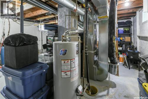 1438 Connaught Street, Regina, SK - Indoor Photo Showing Basement