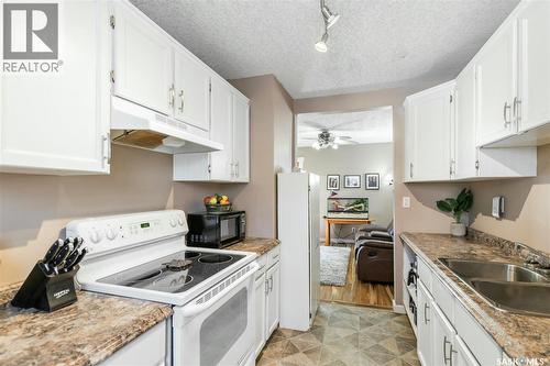 1438 Connaught Street, Regina, SK - Indoor Photo Showing Kitchen With Double Sink