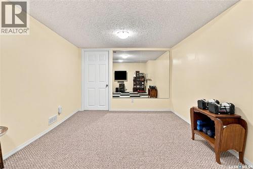1030 Orchid Way N, Regina, SK - Indoor Photo Showing Other Room