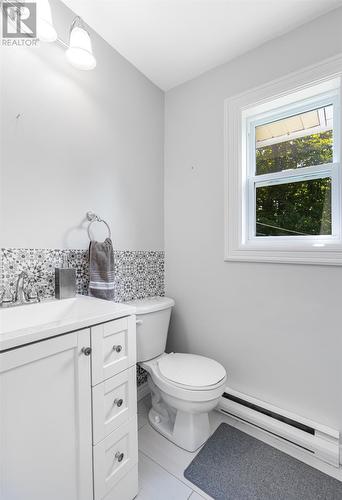 10 Tonbridge Place, St. John'S, NL - Indoor Photo Showing Bathroom