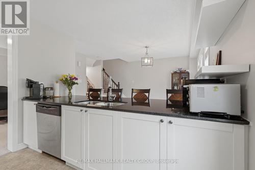 588 Foxlight Circle, Ottawa, ON - Indoor Photo Showing Kitchen With Double Sink