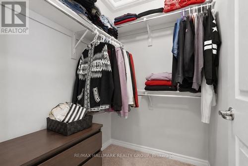 588 Foxlight Circle, Ottawa, ON - Indoor With Storage