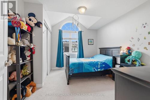 588 Foxlight Circle, Ottawa, ON - Indoor Photo Showing Bedroom