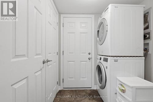 588 Foxlight Circle, Ottawa, ON - Indoor Photo Showing Laundry Room