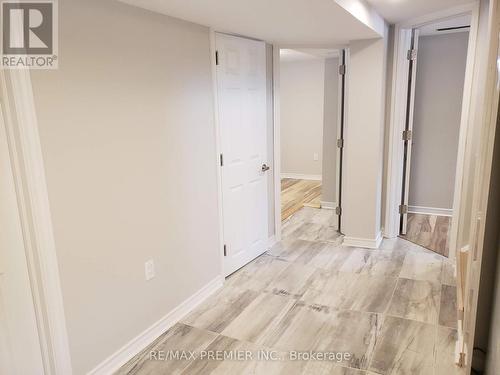 LOWER - 40 BYNG AVENUE , Oshawa, Ontario L1G 3N1 3