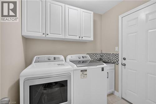 82 Maplevale Drive, Ancaster, ON - Indoor Photo Showing Laundry Room