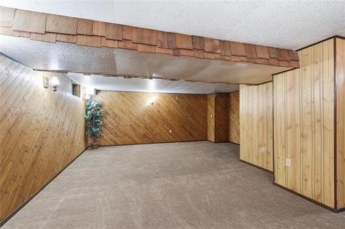 35 Brazil St, Winnipeg, MB - Indoor