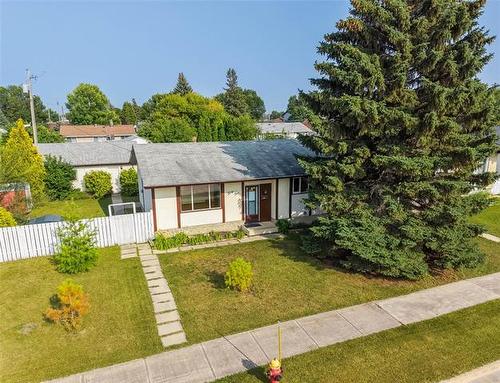 35 Brazil St, Winnipeg, MB - Outdoor