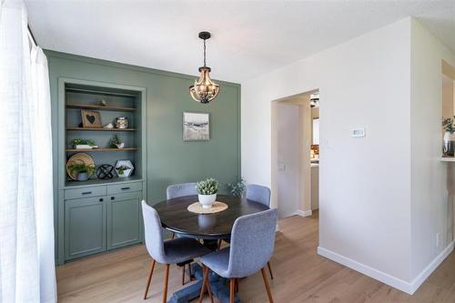 158 Howden Rd, Winnipeg, MB - Indoor Photo Showing Dining Room