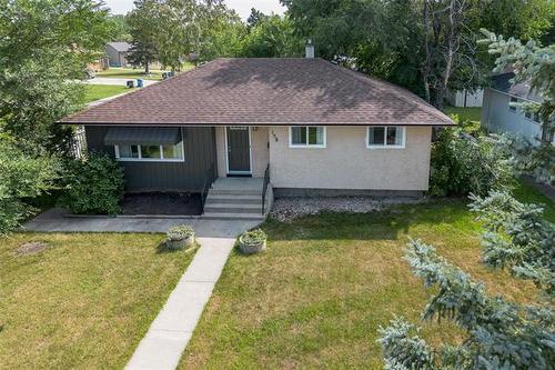 158 Howden Rd, Winnipeg, MB - Outdoor