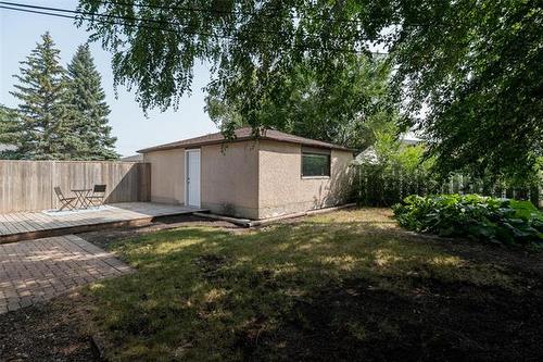 158 Howden Rd, Winnipeg, MB - Outdoor