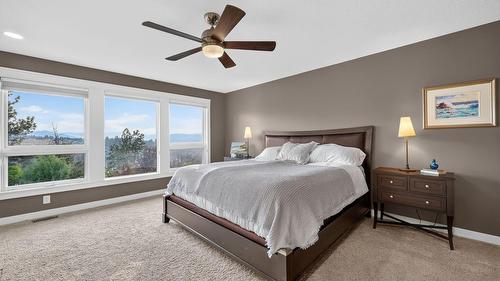 4780 Westridge Drive, Kelowna, BC - Indoor Photo Showing Bedroom