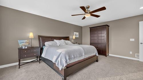 4780 Westridge Drive, Kelowna, BC - Indoor Photo Showing Bedroom