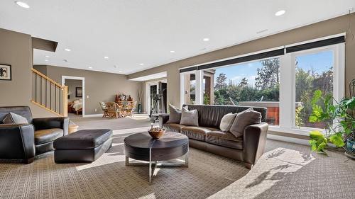 4780 Westridge Drive, Kelowna, BC - Indoor