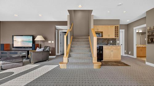 4780 Westridge Drive, Kelowna, BC - Indoor