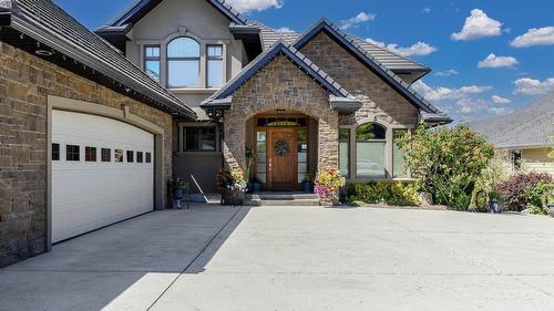 4780 Westridge Drive, Kelowna, BC - Outdoor