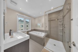 Master Bathroom - 