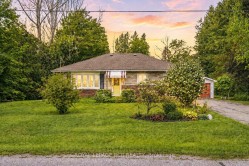 36 May Avenue  East Gwillimbury, ON L0G 1V0