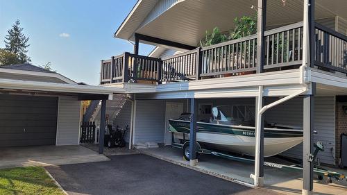 302 5Th Street, Nakusp, BC - Outdoor With Exterior