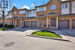 120 BEDDOE Drive Unit# 6  Hamilton, ON L8P 4Z4