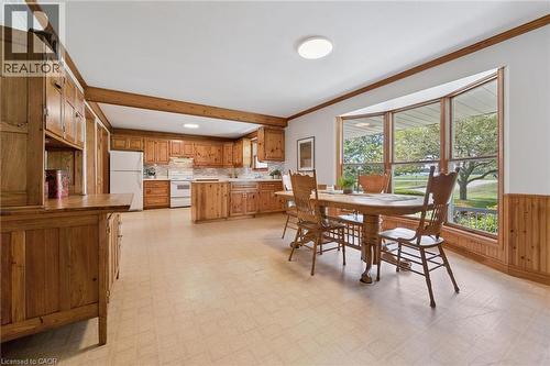 7689 Second Line, Centre Wellington, ON - Indoor Photo Showing Dining Room