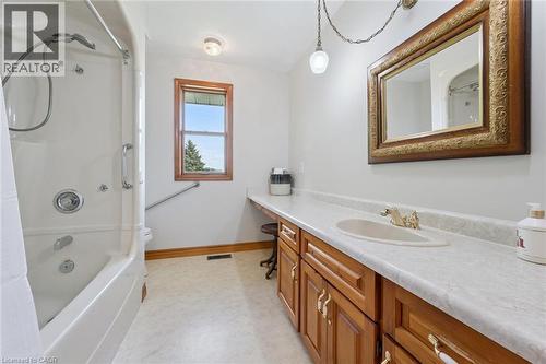 7689 Second Line, Centre Wellington, ON - Indoor Photo Showing Bathroom