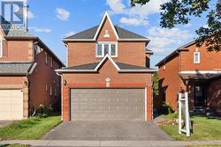 39 KEYS DRIVE  Ajax, ON L1T 3R3