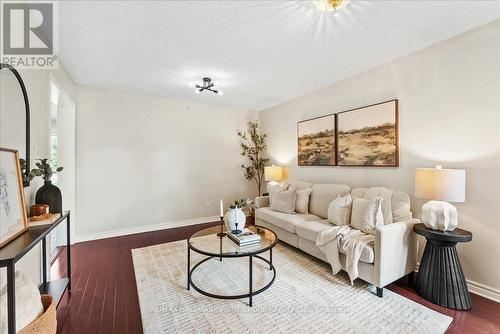 39 Keys Drive, Ajax, ON - Indoor Photo Showing Living Room