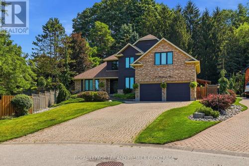 39 HUTCHINSON PLACE  Woodstock (Woodstock - North), ON N4S 8V9