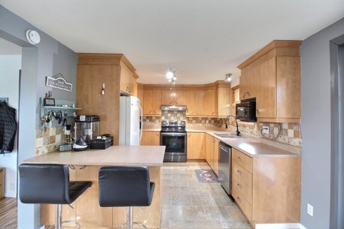 Kitchen - 527 Ch. Harricana, Val-D'Or, QC - Indoor Photo Showing Kitchen With Double Sink