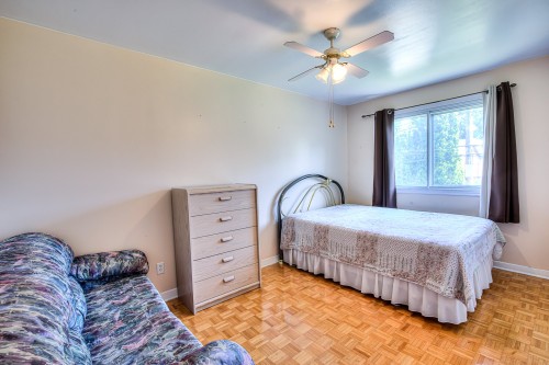 Chambre à coucher - 3320  - 3330 Av. Broadway, Brossard, QC - Indoor Photo Showing Bedroom