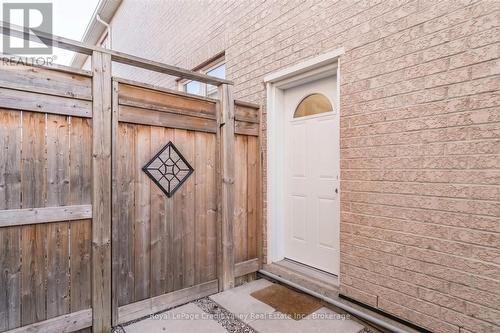 (BSMT) - 9 OLD FIELD CRESCENT , East Gwillimbury, Ontario L9N 0A5 2