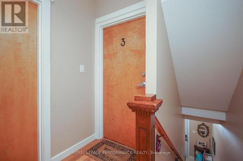3 - 736 COOPER STREET E , Ottawa, Ontario K1R 5J6 2