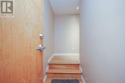 3 - 736 COOPER STREET E , Ottawa, Ontario K1R 5J6 3