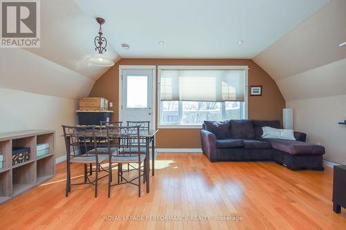 3 - 736 COOPER STREET E , Ottawa, Ontario K1R 5J6 5