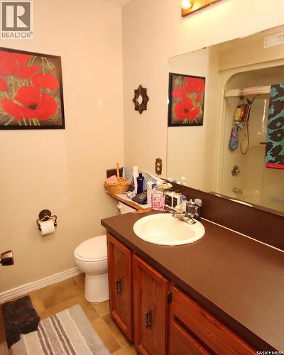 506 Garrish Place, Estevan, SK - Indoor Photo Showing Bathroom